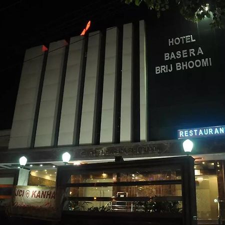 Hotel Basera Brij Bhoomi Vrindavan Bagian luar foto